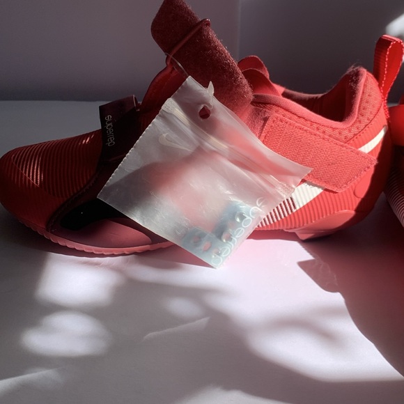 Nike womens Superrep cycle shoes + hardware - Picture 4 of 8